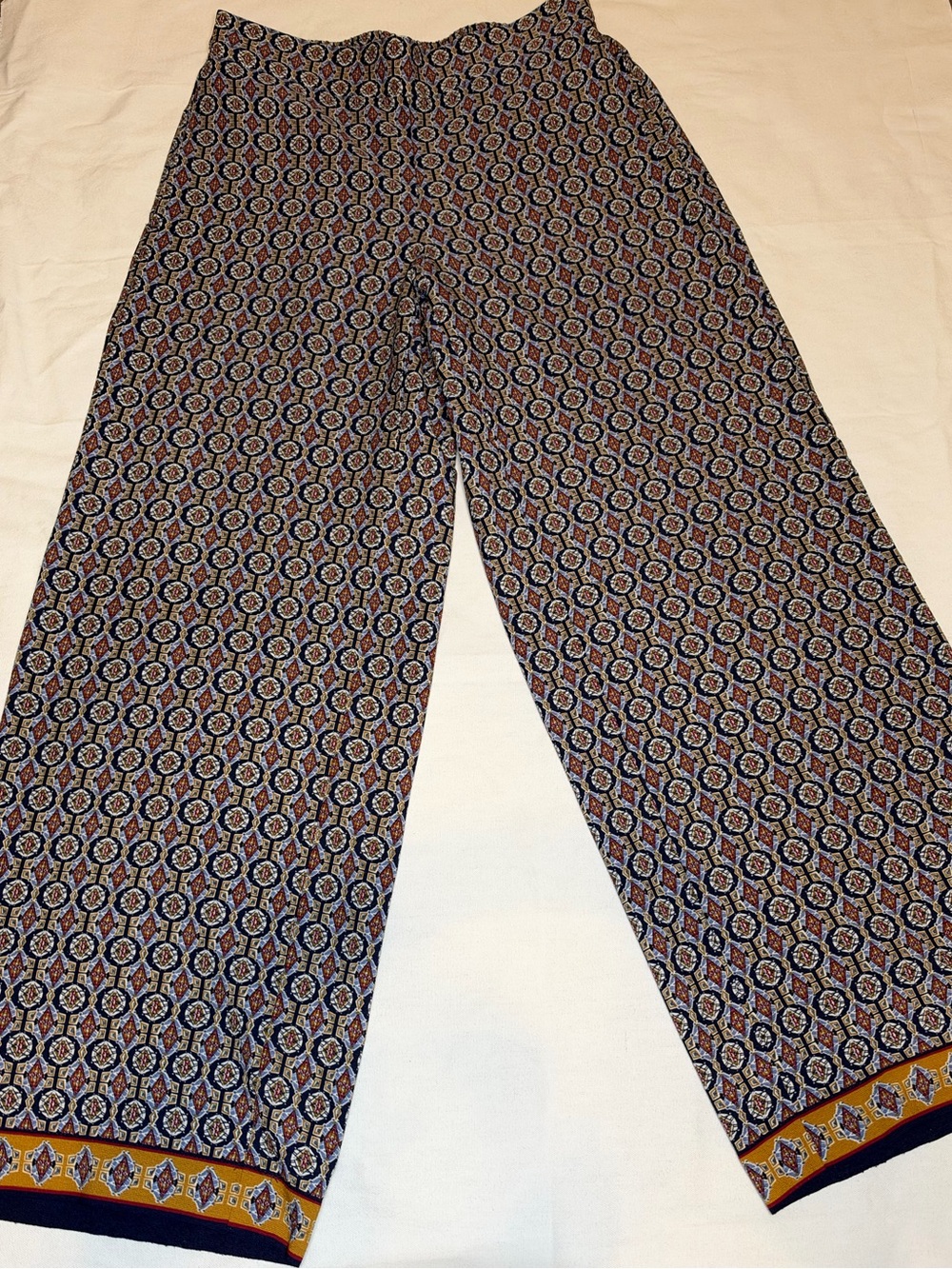 Max Studio Geometric Pants Medium